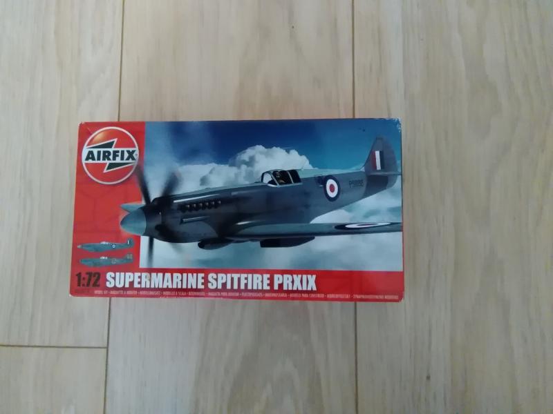 Spitfire

1/72 1.800,-