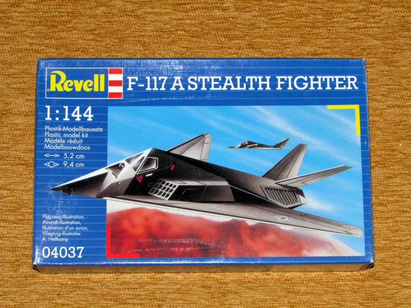 Revell 1_144 F-117A Stealth Fighter 1.200.-