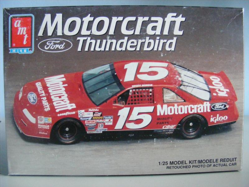 AMT #15 Motorcraft (piros)