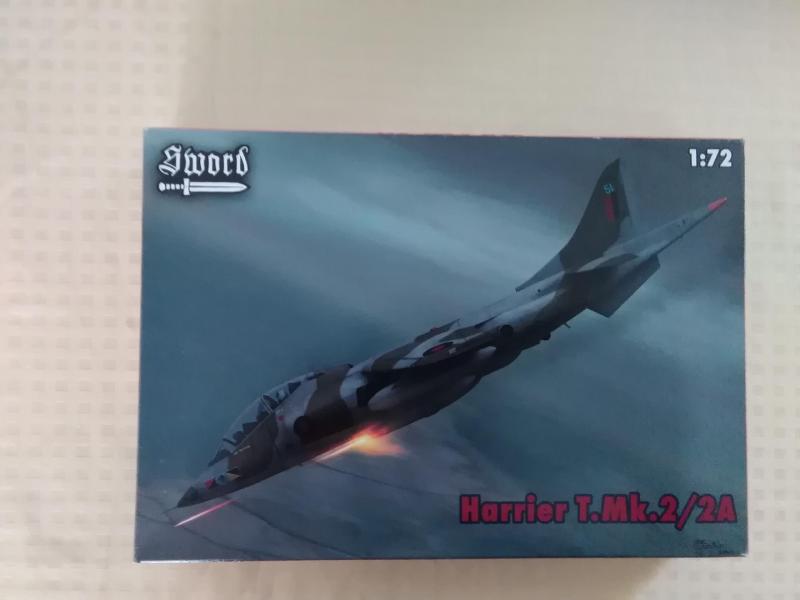 Harrier T

1:72 új 4.000,-