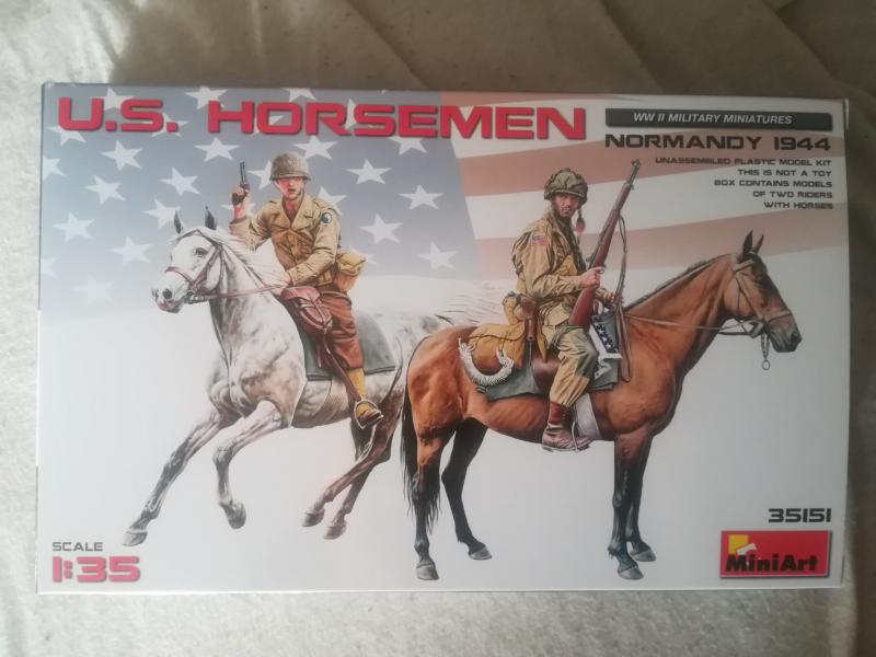 2600 US horsemen
