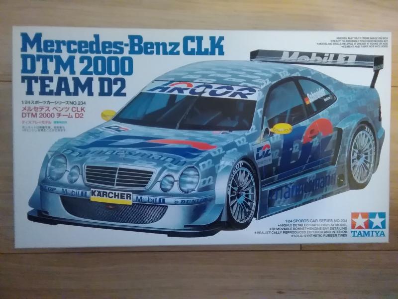 Mercedes clk

1/24 új 7.800,-