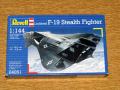 Revell 1_144 Lockheed F-19 Stealth Fighter 1.200.-