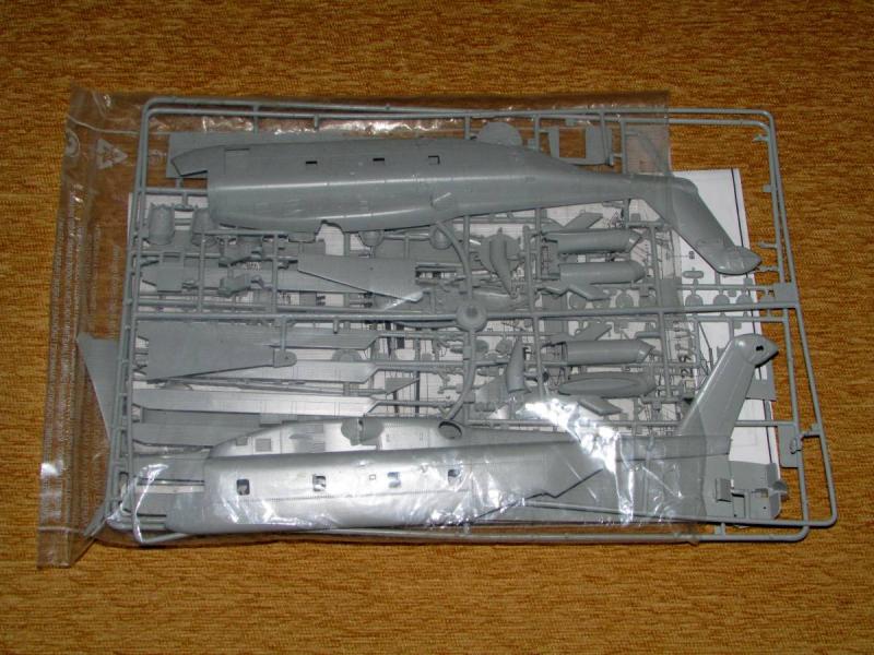 Italeri 1_72 Sea Dragon MH-53 E Doboz nélkül 4.500.-