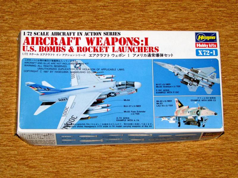 Hasegawa 1_72 Aircraft Weapons I U.S. Bombs & Rocket Launchers Sérült doboz 1.800.-