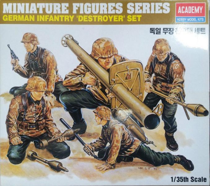 Academy 1370 German WW II Infantry Destroyer set