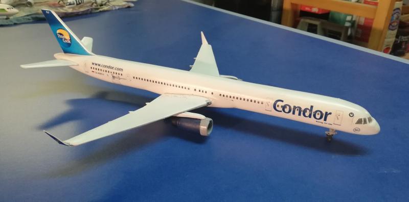 Boeing 757-200 Thomas Cook Airlines

Boeing 757-200 Thomas Cook Airlines