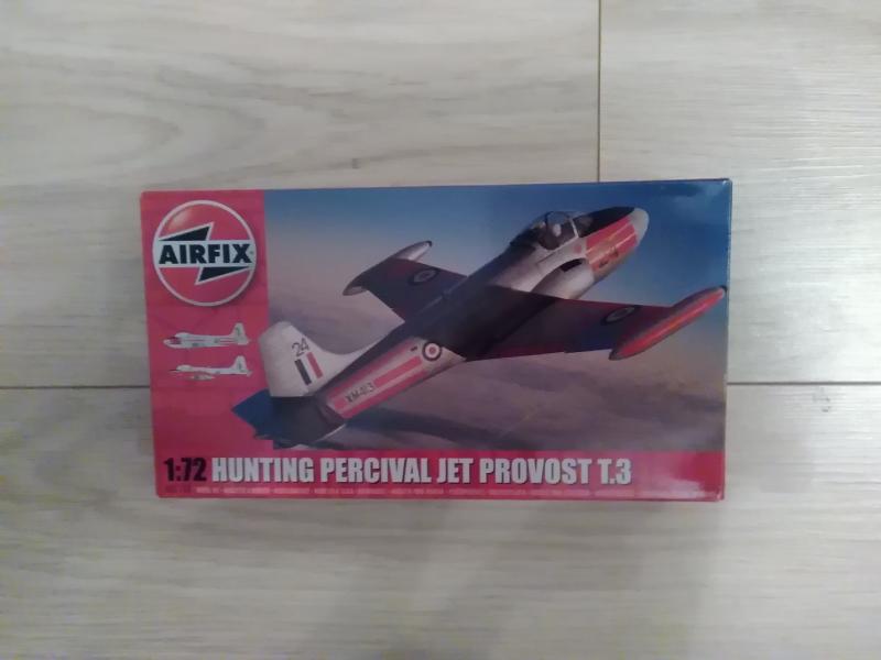 Provost

1/72 új 2.500,-