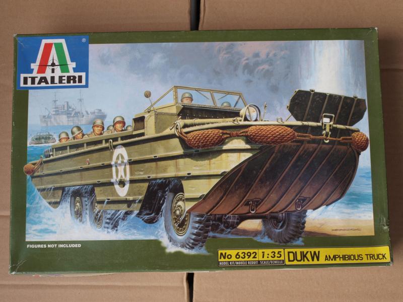 1/35 Italeri DUKW  5.000

1/35 Italeri DUKW           5.000