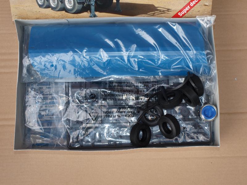 1/24 Italeri Dumper trailer 9.000 