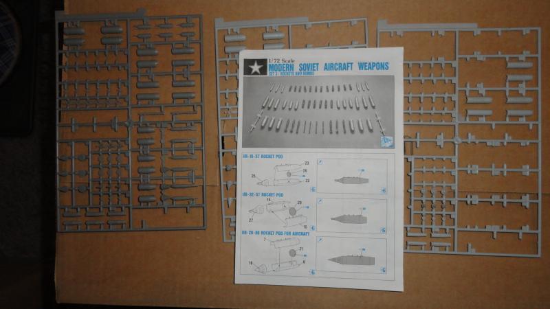 Soviet Aircraft Weapon 1:72 - 500 Ft