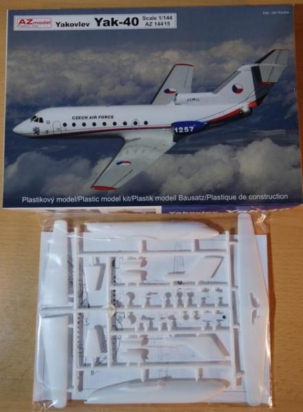 YAK-40 - 2500Ft

1/144	Az model