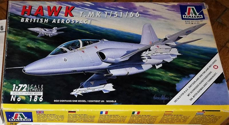 1:72	186	Italeri	HAWK T. Mk. 1 / 51	elkezdetlen	dobozos	2600			