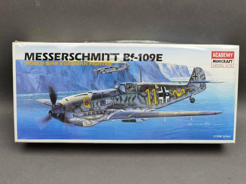 Academy Bf-109  (3300)