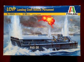 Italeri LCVP 10000.-