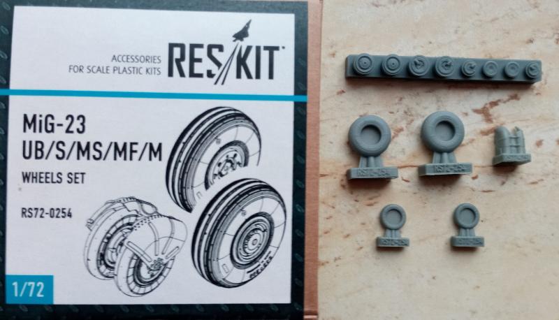 ResKit RS72-0254 MiG-23 wheels