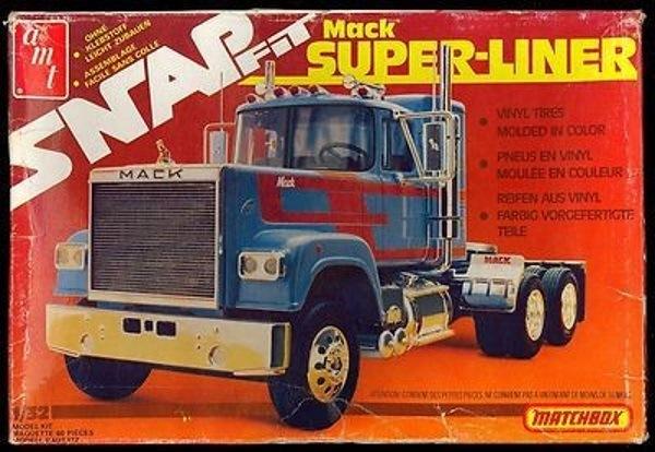 Mack Superliner