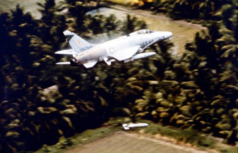 F100-Super-Sabre2