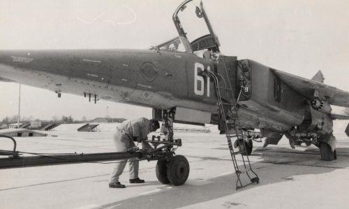 Bulg_MiG-23BN_05