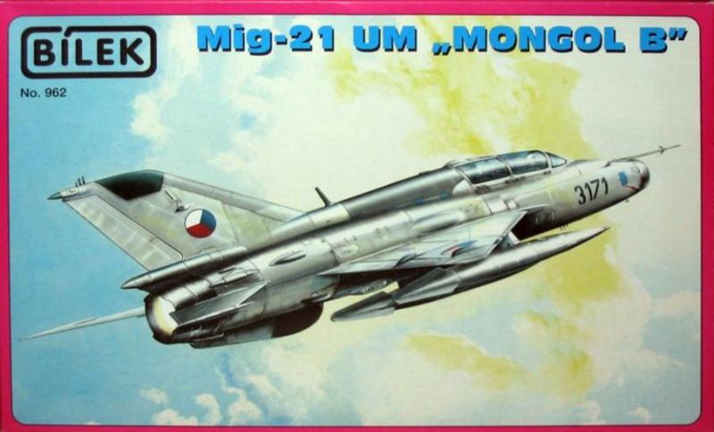 1:72		Bilek	MIG-21 UM	elkezdetlen	dobozos	4000			