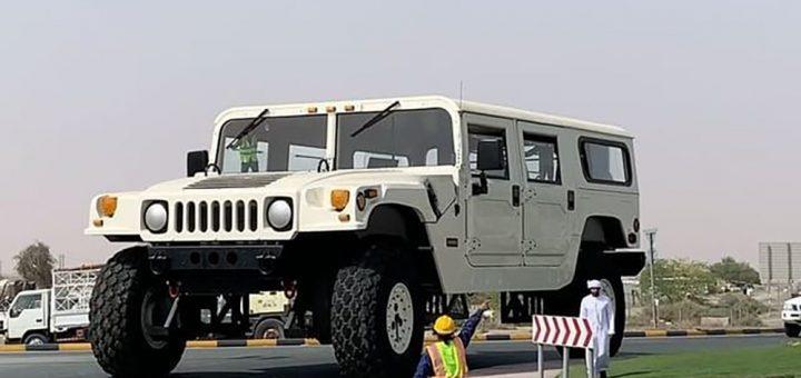 Giant-Hummer-H1-X3-OffRoad-History-Museum-United-Arab-Emirates-Instagram-Exterior-001-front-three-quarters-720x340