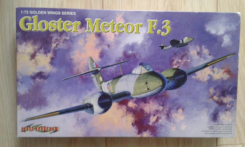 Meteor

1/72 új 6.000,-