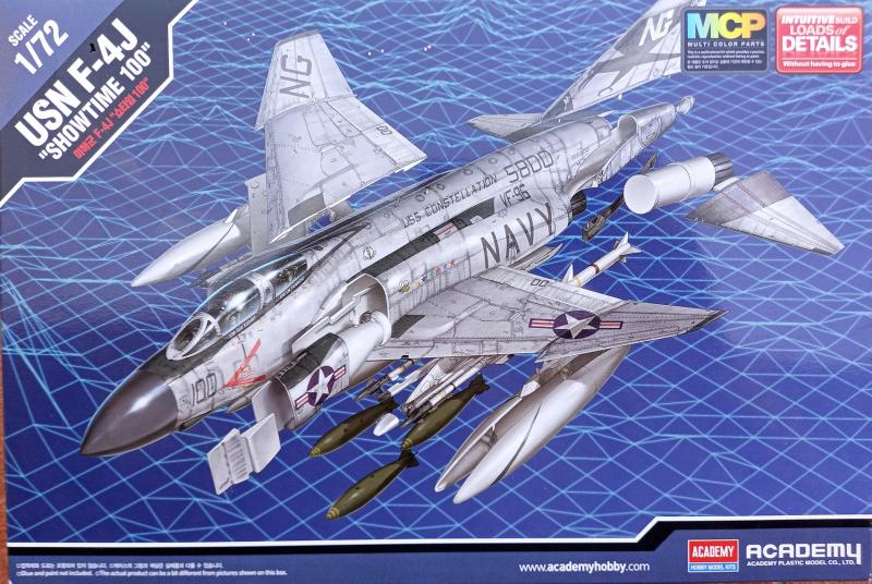 Academy F-4J Phantom II.
