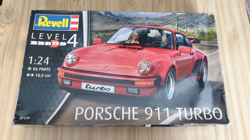 Revell Porsche 911 turbo