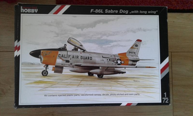 Sabre

1/72 új 4.000,-