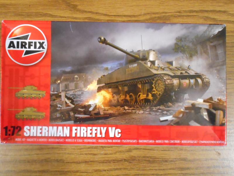 Sherman Firefly 1:72 2500 Ft

Csak az egybeöntött futóművel