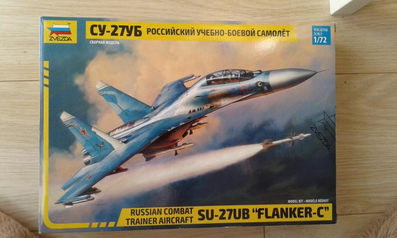 Su-27 ub

1/72 új 5.000,-