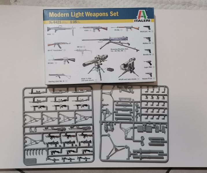 Italeri  - Modern Light Weapon Set (6421) - Hiánytalan, festés elkezdve - 1/35  - 2.500 Ft