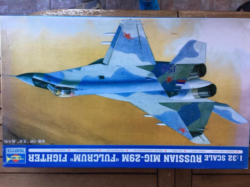 MIG-29M

TRUMPETER   1:32      27.000 FT