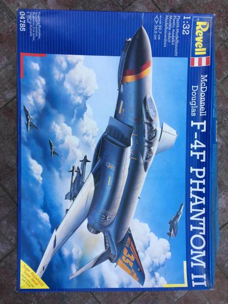 F-4F

REVELL     1:32    28.000 FT