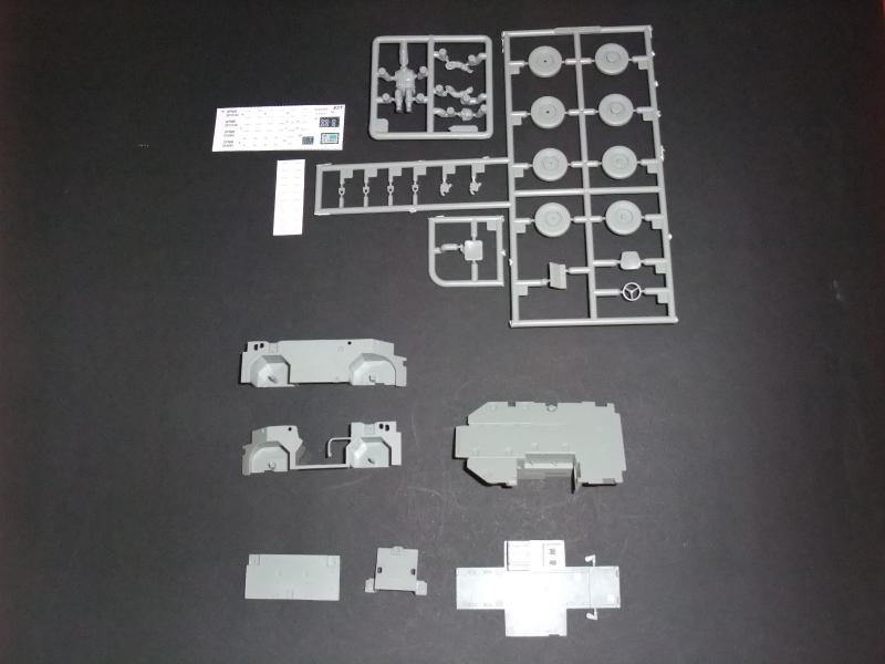 1/48 KINETIC STT SHIPBOARD TOW TRACTOR ; 3500.-