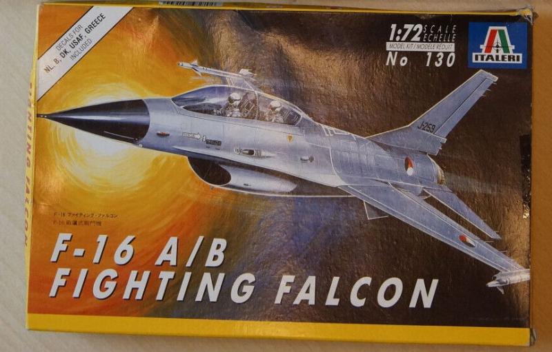 Italeri F-16  (3000)