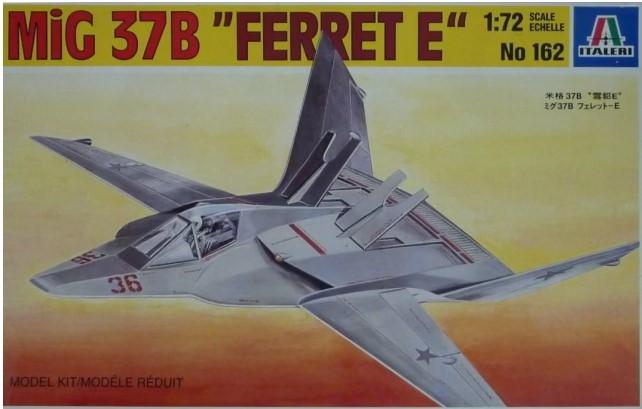 1:72		Italeri	MIG-37	elkezdetlen	dobozos	4000			