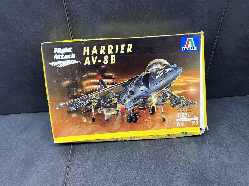 Italeri AV-8B (3000)