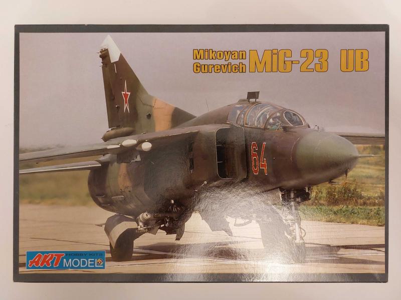 Art modell - MiG-23 UB - 8000 ft