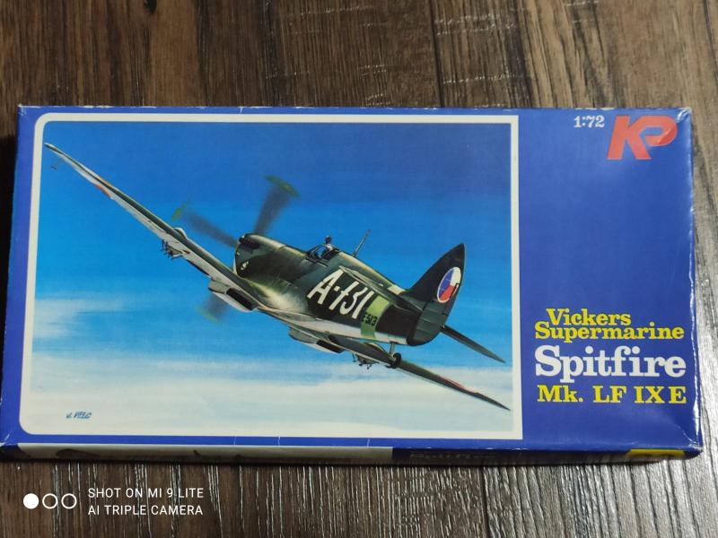 KP Spitfire Mk.IXe 1/72