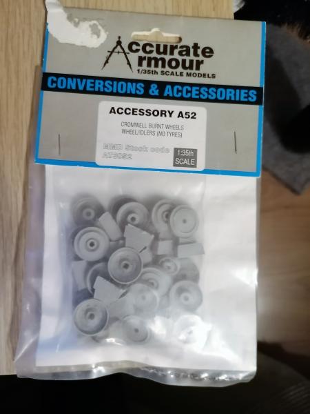 1:35	A52	Accurate Armour	Cromwell Wheels	bontatlan	zacskóban	1600