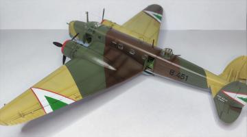 A "Mi lett volna, ha?" bomb&aacute;z&oacute;
Hinel Tam&aacute;s (warbirds)