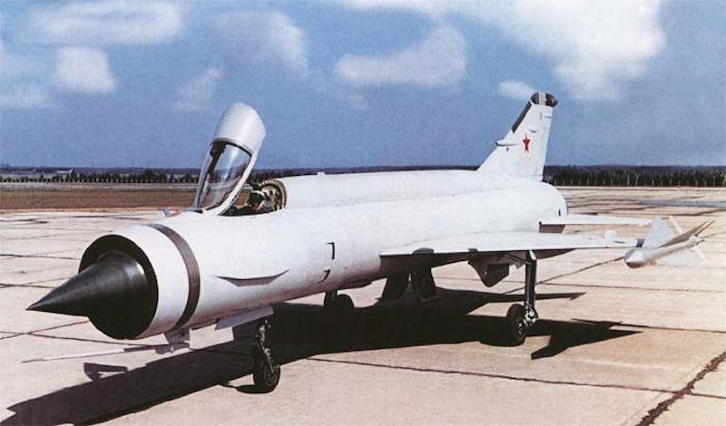 Mikojan-Gurjevics Je-152M