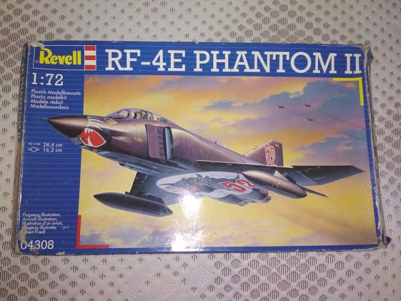 Revell RF-4E Phantom + 2 gyanta katapult ülés az eredetiek helyett, matrica nincs 5000 Ft