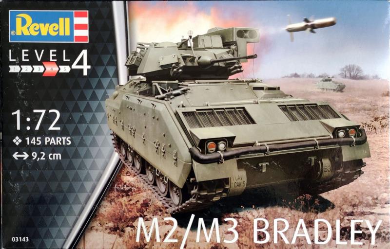 Bradley 

1/72 új 4.000,-