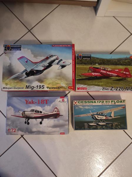 Mig19 5000Ft,Zlin 3500Ft,Jak18 5000Ft,Cessna nincs meg már