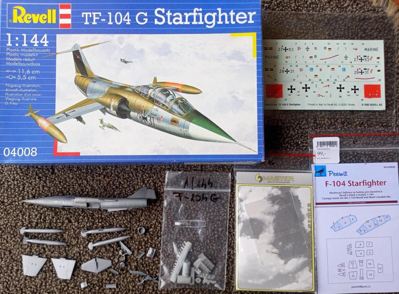 1-144 Revell 04008 TF-104G Starfighter kegészítőkkel