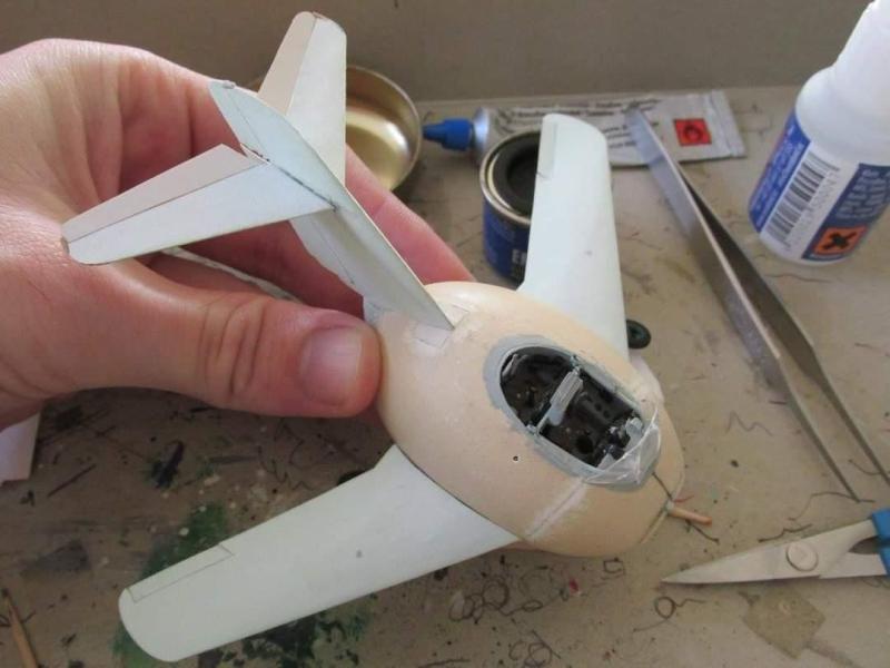 Alakot ölt a tojás MiG-15