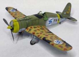 Nyíl száll a finn sztyeppék felett
Hinel Tamás (warbirds)