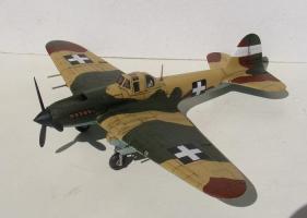Il-2, MKH, 1/72

A híres zsákmányolt Sturmovik a Smer készletéből, a Propagteam matricájával.
https://makettekeswg.blogspot.com/2023/06/705-sturmovik.html